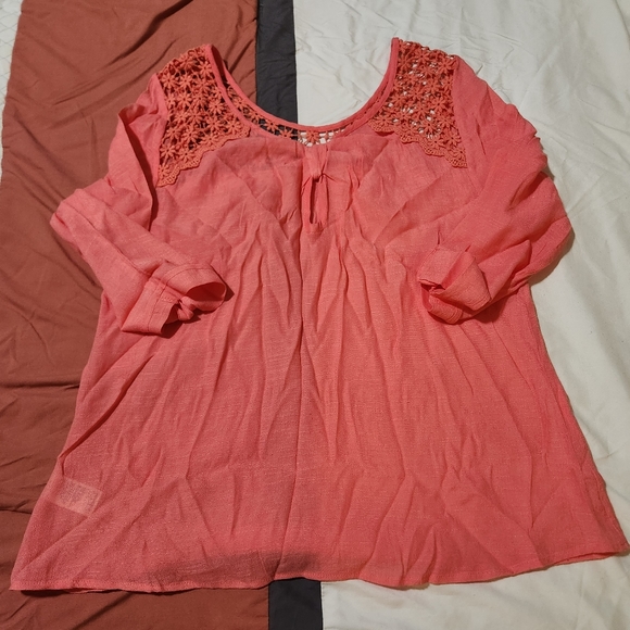 Women's flowy summer top - Picture 3 of 6